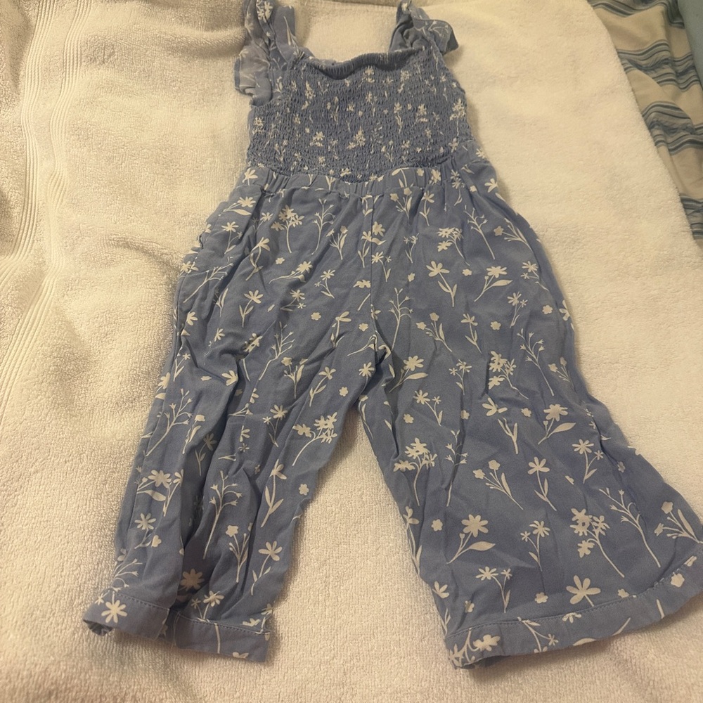 Boxlunch Disney toddler girls Winnie the Pooh floral romper size 4T - Picture 4 of 4